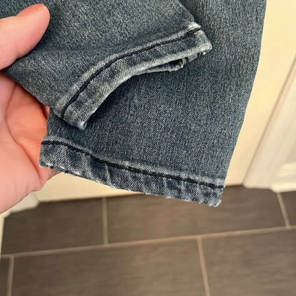 Free People Medium Wash Medium‎ Rise Distressed Skinny Jeans Size 25 Stretch